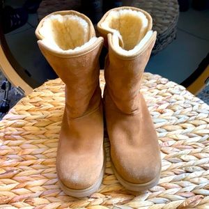 Girls ugg boots